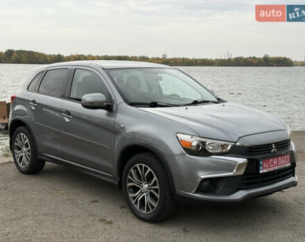 Мицубиси Outlander Sport 2016 в Днепре (Днепропетровске) на Automoto.ua Серый Мицубиси Outlander Sport, объемом двигателя 0 л и пробегом 156 тыс. км за 11700 $, фото 2 на Automoto.ua