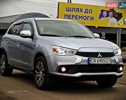 Серый Мицубиси Outlander Sport, объемом двигателя 2 л и пробегом 120 тыс. км за 11700 $, фото 1 на Automoto.ua