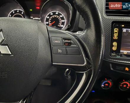 Серый Мицубиси Outlander Sport, объемом двигателя 2 л и пробегом 105 тыс. км за 12900 $, фото 11 на Automoto.ua