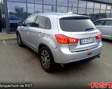 Серый Мицубиси Outlander Sport, объемом двигателя 2 л и пробегом 120 тыс. км за 11700 $, фото 2 на Automoto.ua