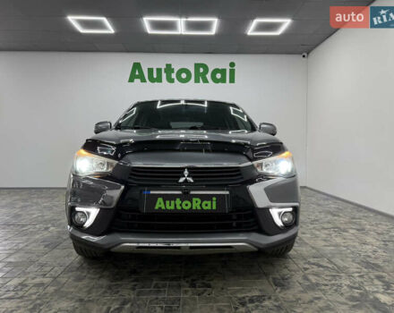 Серый Мицубиси Outlander Sport, объемом двигателя 2 л и пробегом 105 тыс. км за 12900 $, фото 1 на Automoto.ua