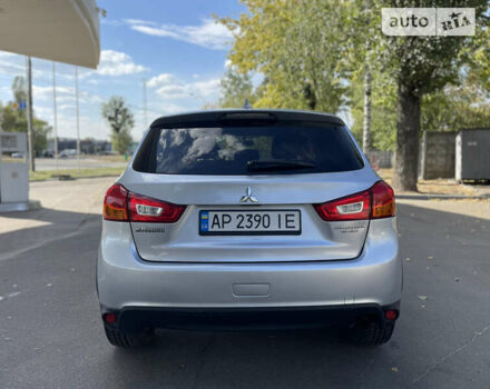Серый Мицубиси Outlander Sport, объемом двигателя 0 л и пробегом 88 тыс. км за 11900 $, фото 3 на Automoto.ua