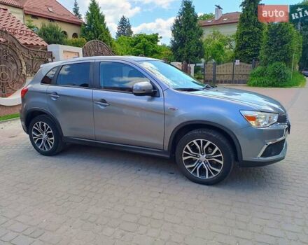 Серый Мицубиси Outlander Sport, объемом двигателя 2 л и пробегом 107 тыс. км за 12200 $, фото 3 на Automoto.ua