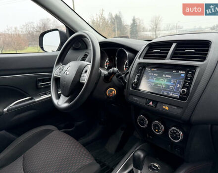 Сірий Міцубісі Outlander Sport, об'ємом двигуна 2 л та пробігом 100 тис. км за 13800 $, фото 15 на Automoto.ua