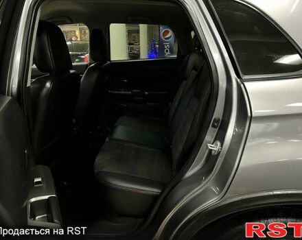 Сірий Міцубісі Outlander Sport, об'ємом двигуна 2.4 л та пробігом 94 тис. км за 14800 $, фото 6 на Automoto.ua