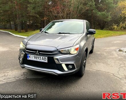 Серый Мицубиси Outlander Sport, объемом двигателя 2 л и пробегом 45 тыс. км за 17300 $, фото 1 на Automoto.ua