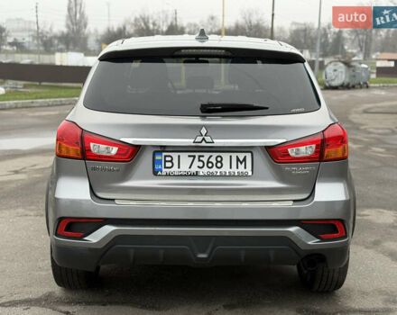 Сірий Міцубісі Outlander Sport, об'ємом двигуна 2 л та пробігом 100 тис. км за 13800 $, фото 4 на Automoto.ua