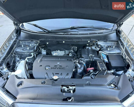 Серый Мицубиси Outlander Sport, объемом двигателя 2 л и пробегом 71 тыс. км за 13900 $, фото 38 на Automoto.ua