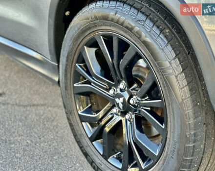 Серый Мицубиси Outlander Sport, объемом двигателя 2 л и пробегом 71 тыс. км за 13900 $, фото 17 на Automoto.ua