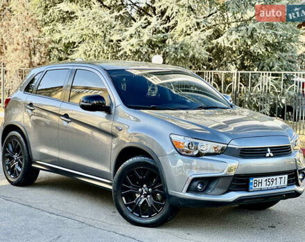 Серый Мицубиси Outlander Sport, объемом двигателя 2 л и пробегом 71 тыс. км за 13900 $, фото 13 на Automoto.ua