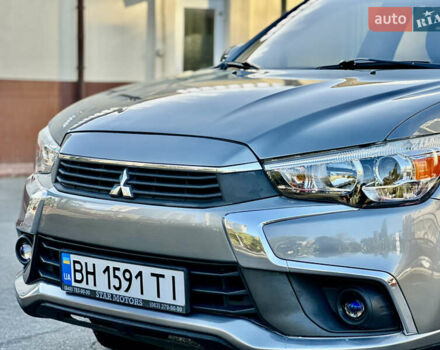 Серый Мицубиси Outlander Sport, объемом двигателя 2 л и пробегом 71 тыс. км за 13900 $, фото 18 на Automoto.ua