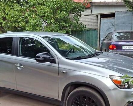 Серый Мицубиси Outlander Sport, объемом двигателя 2 л и пробегом 69 тыс. км за 15000 $, фото 10 на Automoto.ua
