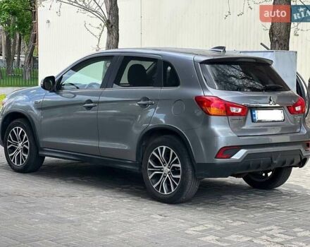 Серый Мицубиси Outlander Sport, объемом двигателя 2.36 л и пробегом 27 тыс. км за 15500 $, фото 3 на Automoto.ua