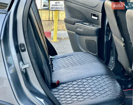 Серый Мицубиси Outlander Sport, объемом двигателя 2 л и пробегом 71 тыс. км за 13900 $, фото 27 на Automoto.ua