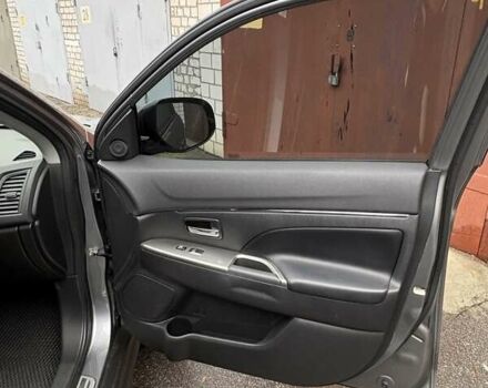 Серый Мицубиси Outlander Sport, объемом двигателя 2.4 л и пробегом 86 тыс. км за 15800 $, фото 22 на Automoto.ua