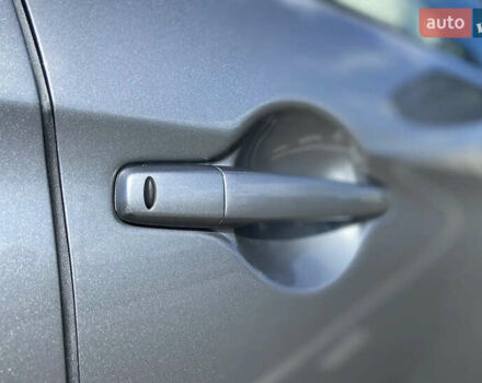 Серый Мицубиси Outlander Sport, объемом двигателя 2 л и пробегом 72 тыс. км за 16900 $, фото 5 на Automoto.ua