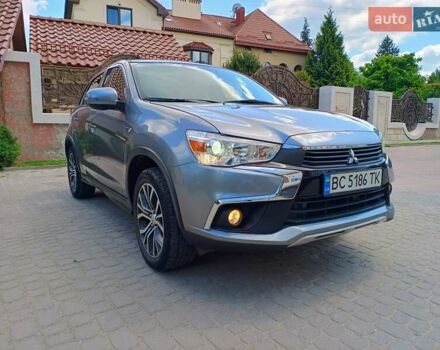 Серый Мицубиси Outlander Sport, объемом двигателя 2 л и пробегом 107 тыс. км за 12200 $, фото 2 на Automoto.ua