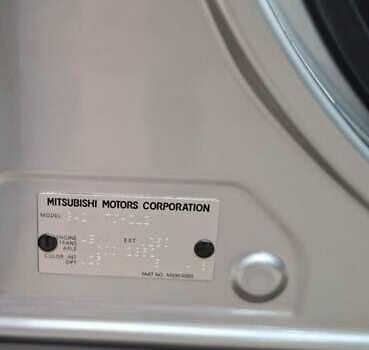 Серый Мицубиси Outlander Sport, объемом двигателя 2 л и пробегом 69 тыс. км за 15000 $, фото 4 на Automoto.ua