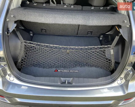 Серый Мицубиси Outlander Sport, объемом двигателя 2 л и пробегом 72 тыс. км за 16900 $, фото 20 на Automoto.ua