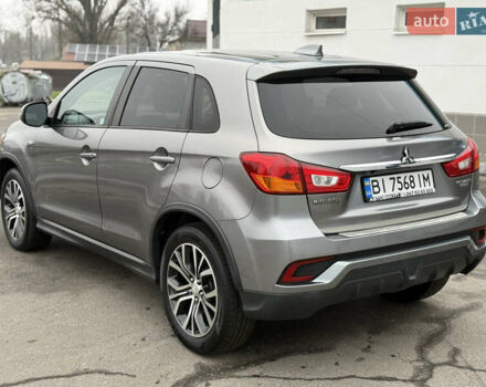Сірий Міцубісі Outlander Sport, об'ємом двигуна 2 л та пробігом 100 тис. км за 13800 $, фото 5 на Automoto.ua