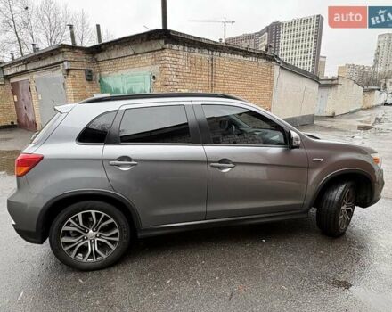 Серый Мицубиси Outlander Sport, объемом двигателя 2.4 л и пробегом 86 тыс. км за 15800 $, фото 2 на Automoto.ua