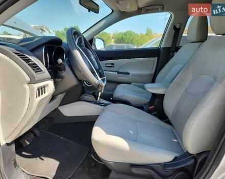 Мицубиси Outlander Sport 2019 в Луцке на Automoto.ua Серый Мицубиси Outlander Sport, объемом двигателя 2 л и пробегом 95 тыс. км за 3700 $, фото 6 на Automoto.ua