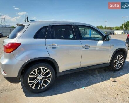Мицубиси Outlander Sport 2019 в Луцке на Automoto.ua Серый Мицубиси Outlander Sport, объемом двигателя 2 л и пробегом 95 тыс. км за 3700 $, фото 3 на Automoto.ua