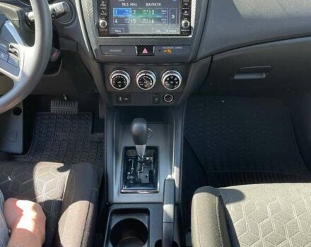 Серый Мицубиси Outlander Sport, объемом двигателя 2 л и пробегом 88 тыс. км за 15999 $, фото 13 на Automoto.ua