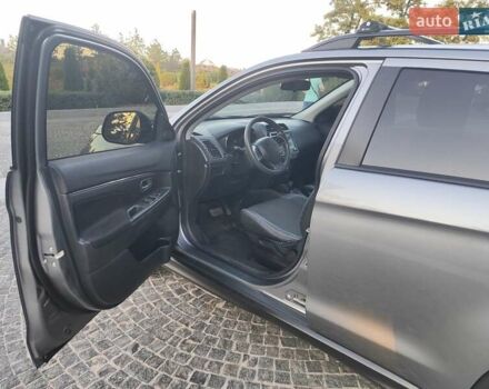 Серый Мицубиси Outlander Sport, объемом двигателя 2 л и пробегом 70 тыс. км за 17200 $, фото 9 на Automoto.ua