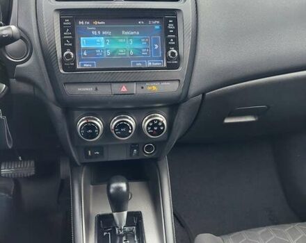 Мицубиси Outlander Sport 2021 в Кропивницком (Кировограде) на Automoto.ua Серый Мицубиси Outlander Sport, объемом двигателя 2 л и пробегом 102 тыс. км за 18000 $, фото 6 на Automoto.ua