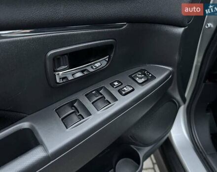 Сірий Міцубісі Outlander Sport, об'ємом двигуна 2 л та пробігом 40 тис. км за 15700 $, фото 16 на Automoto.ua