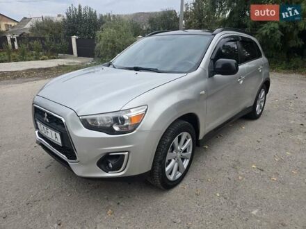 Серый Мицубиси Outlander Sport, объемом двигателя 2 л и пробегом 248 тыс. км за 9999 $, фото 1 на Automoto.ua