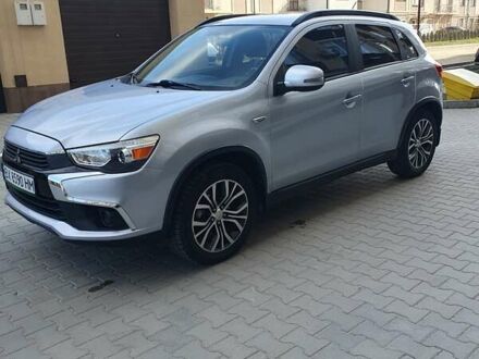 Серый Мицубиси Outlander Sport, объемом двигателя 2 л и пробегом 155 тыс. км за 13400 $, фото 1 на Automoto.ua