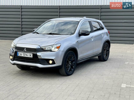 Серый Мицубиси Outlander Sport, объемом двигателя 2 л и пробегом 128 тыс. км за 13900 $, фото 1 на Automoto.ua