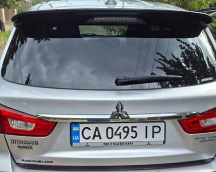 Серый Мицубиси Outlander Sport, объемом двигателя 2 л и пробегом 69 тыс. км за 15000 $, фото 1 на Automoto.ua