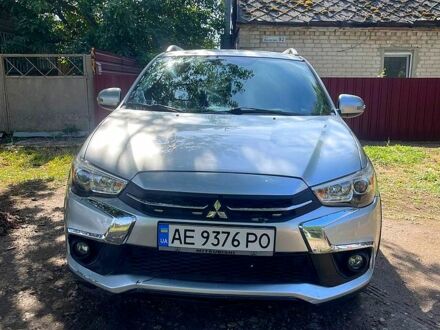 Міцубісі Outlander Sport 2018 у Києві на Automoto.ua Сірий Міцубісі Outlander Sport, об'ємом двигуна 2.4 л та пробігом 130 тис. км за 12000 $, фото 1 на Automoto.ua