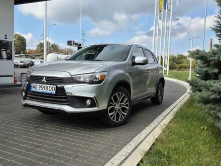 Міцубісі Outlander Sport 2018 у Дніпро (Дніпропетровську) на Automoto.ua Сірий Міцубісі Outlander Sport, об'ємом двигуна 2.4 л та пробігом 44 тис. км за 12000 $, фото 1 на Automoto.ua