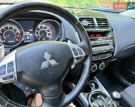 Синий Мицубиси Outlander Sport, объемом двигателя 2 л и пробегом 234 тыс. км за 9900 $, фото 19 на Automoto.ua