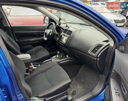 Синий Мицубиси Outlander Sport, объемом двигателя 2 л и пробегом 177 тыс. км за 12000 $, фото 12 на Automoto.ua