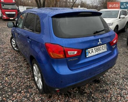 Синий Мицубиси Outlander Sport, объемом двигателя 2 л и пробегом 177 тыс. км за 12000 $, фото 4 на Automoto.ua