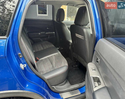 Синий Мицубиси Outlander Sport, объемом двигателя 2.36 л и пробегом 155 тыс. км за 13700 $, фото 7 на Automoto.ua