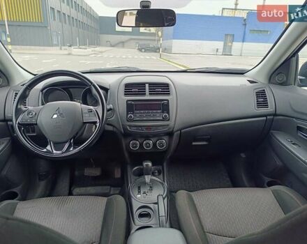 Синий Мицубиси Outlander Sport, объемом двигателя 2 л и пробегом 105 тыс. км за 14000 $, фото 10 на Automoto.ua