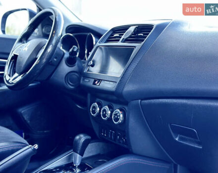 Синий Мицубиси Outlander Sport, объемом двигателя 2.4 л и пробегом 172 тыс. км за 14200 $, фото 41 на Automoto.ua