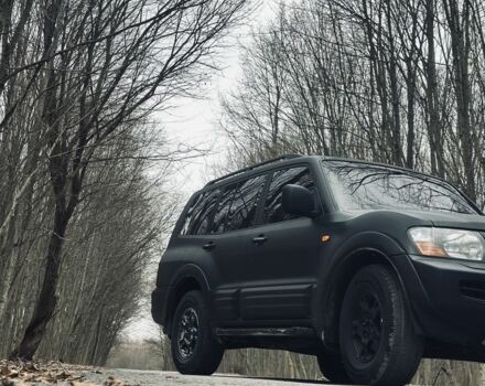 Чорний Міцубісі Shogun, об'ємом двигуна 3.4 л та пробігом 1 тис. км за 4200 $, фото 1 на Automoto.ua