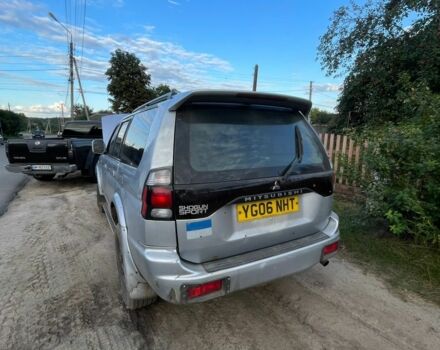 Серый Мицубиси Shogun, объемом двигателя 2.5 л и пробегом 150 тыс. км за 2500 $, фото 1 на Automoto.ua