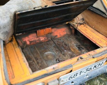 Желтый Москвич / АЗЛК 2125, объемом двигателя 0 л и пробегом 300 тыс. км за 378 $, фото 6 на Automoto.ua