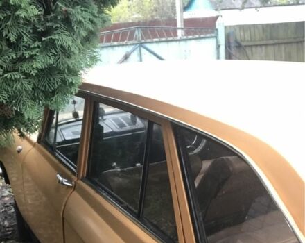 Желтый Москвич / АЗЛК 2125, объемом двигателя 0 л и пробегом 300 тыс. км за 378 $, фото 1 на Automoto.ua