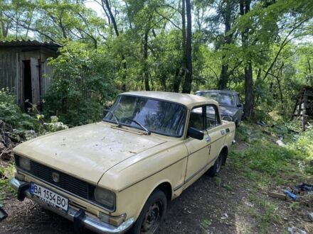 Москвич / АЗЛК 2125 1960 в Кропивницком (Кировограде) на Automoto.ua Желтый Москвич / АЗЛК 2125, объемом двигателя 0 л и пробегом 3 тыс. км за 348 $, фото 1 на Automoto.ua
