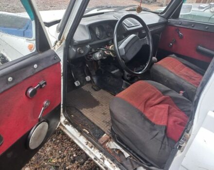 Білий Москвич / АЗЛК 21251, об'ємом двигуна 1.5 л та пробігом 100 тис. км за 356 $, фото 6 на Automoto.ua