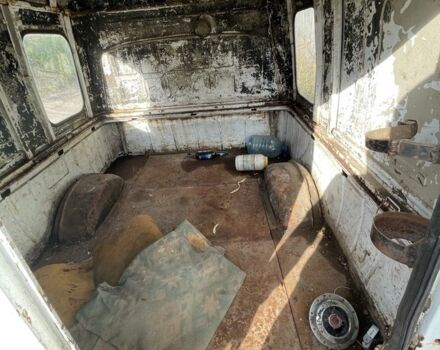 Москвич / АЗЛК 2137 1986 в Смеле на Automoto.ua Белый Москвич / АЗЛК 2137, объемом двигателя 0 л и пробегом 90 тыс. км за 333 $, фото 3 на Automoto.ua